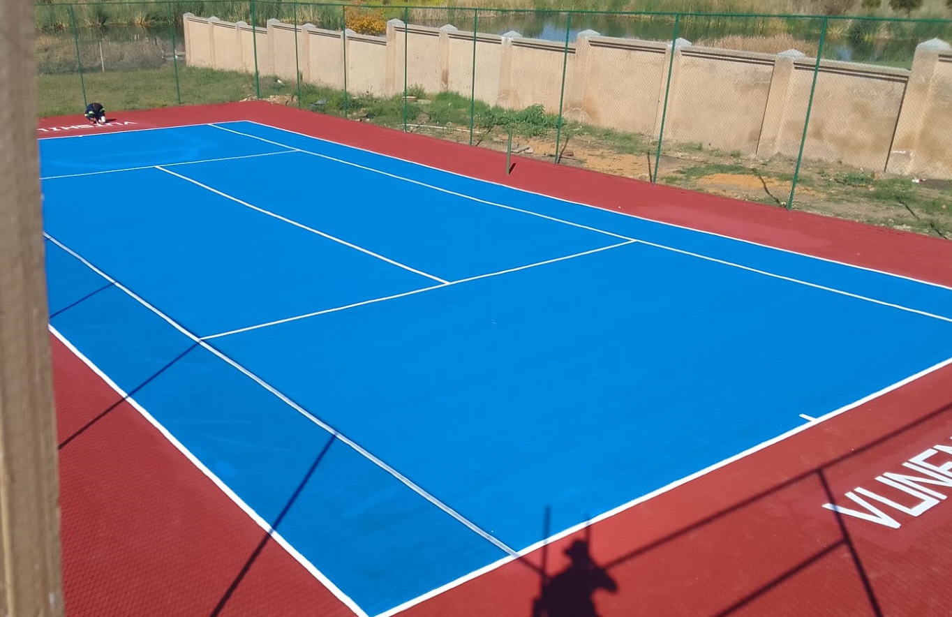 Sasavona Holdings tennis court in Kempton Park
