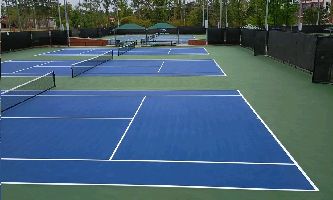 Tennis court